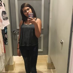 Meet your Posher, Myra